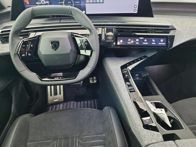 Car gallery image