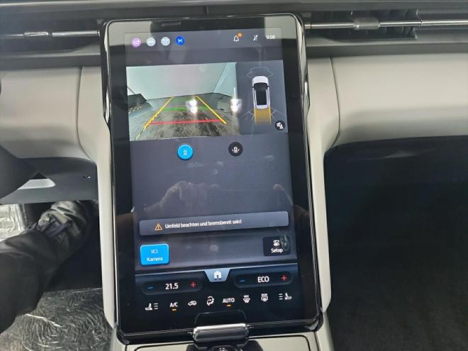 Car gallery image