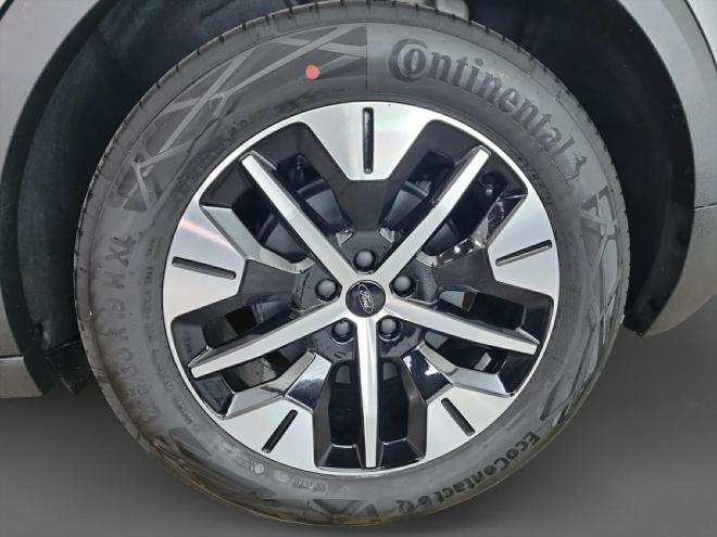 Car gallery image