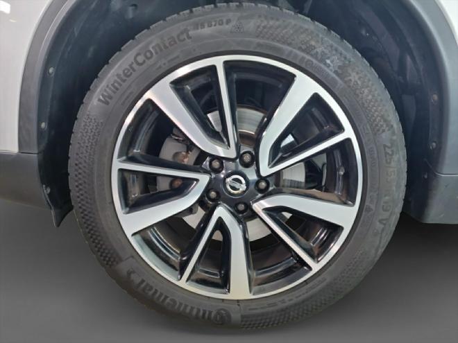 Car gallery image