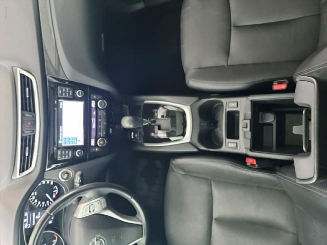 Car gallery image