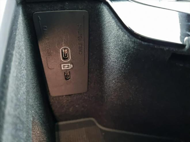 Car gallery image