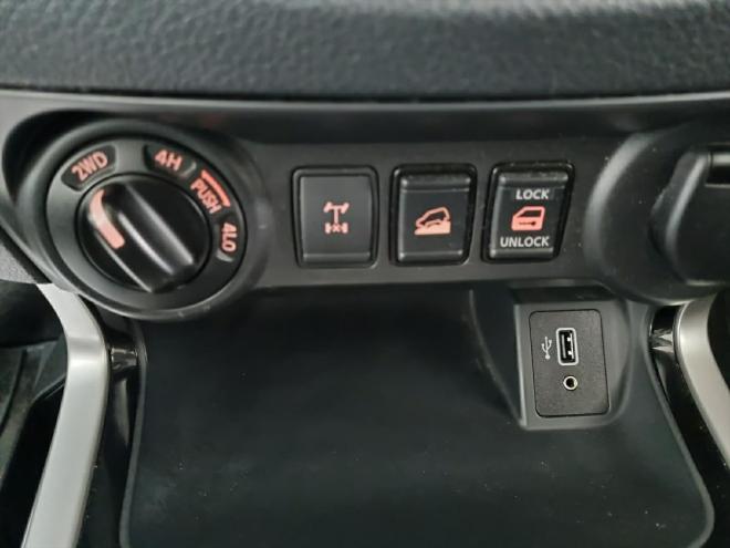 Car gallery image