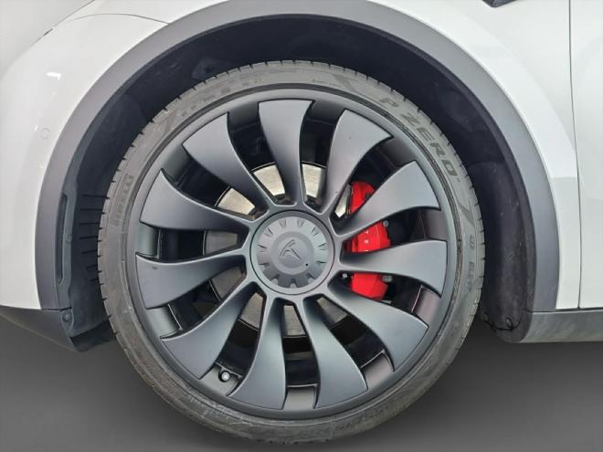 Car gallery image