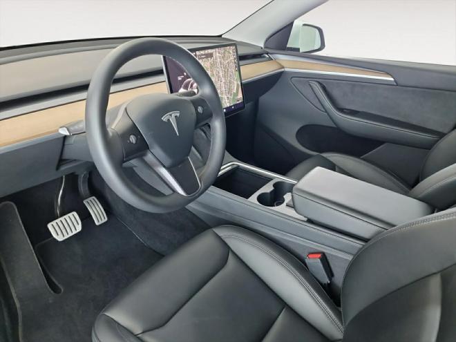 Car gallery image