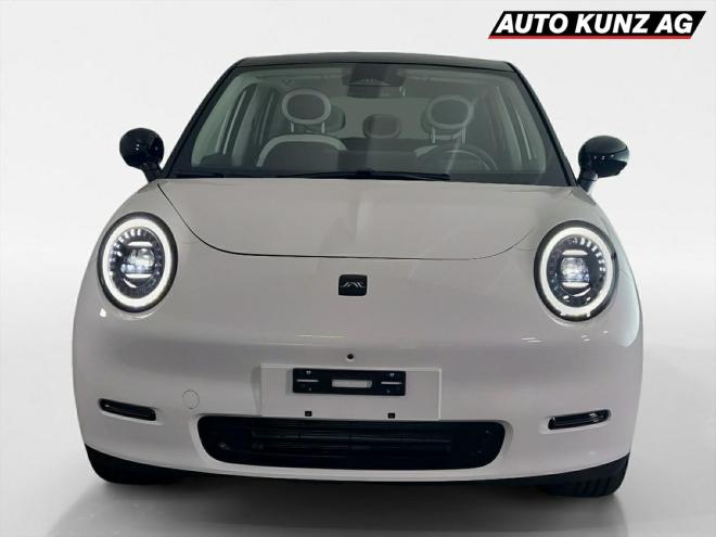 Car gallery image