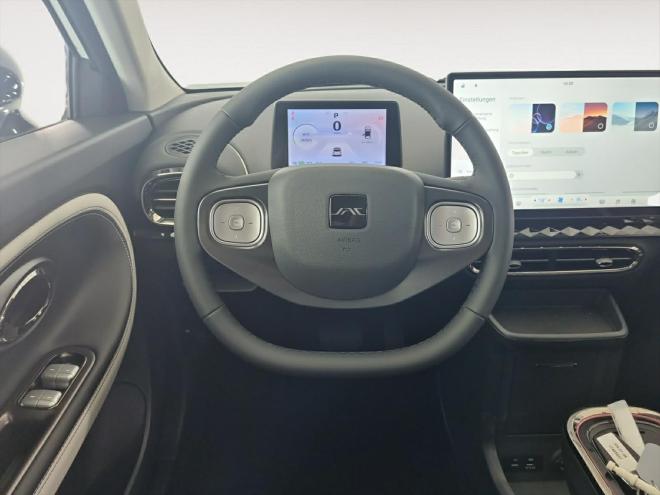Car gallery image