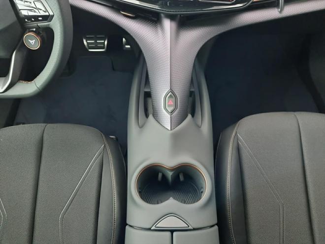 Car gallery image