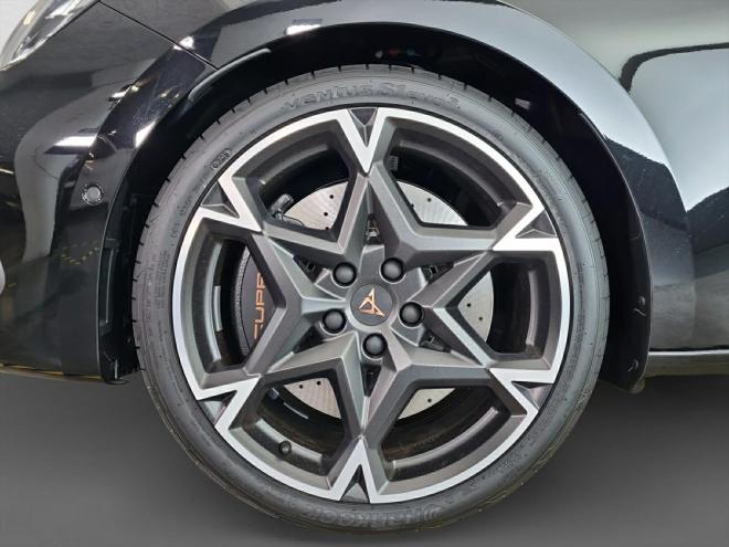 Car gallery image