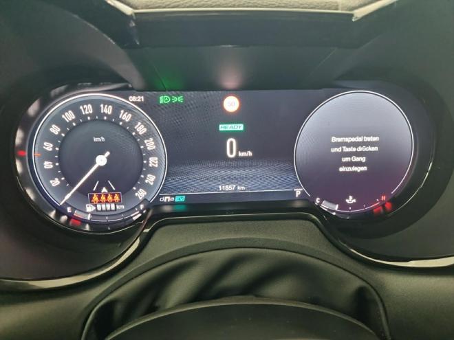 Car gallery image