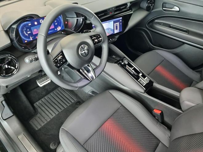 Car gallery image