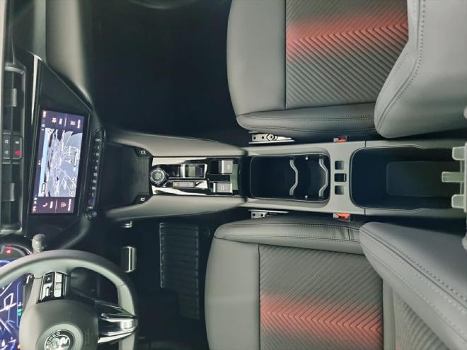 Car gallery image