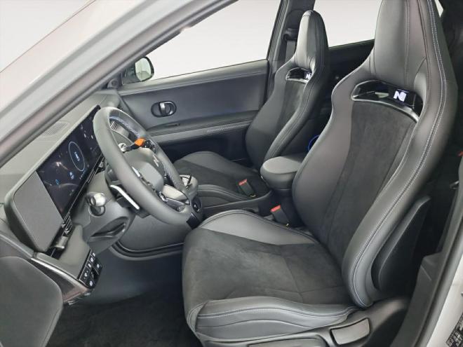 Car gallery image