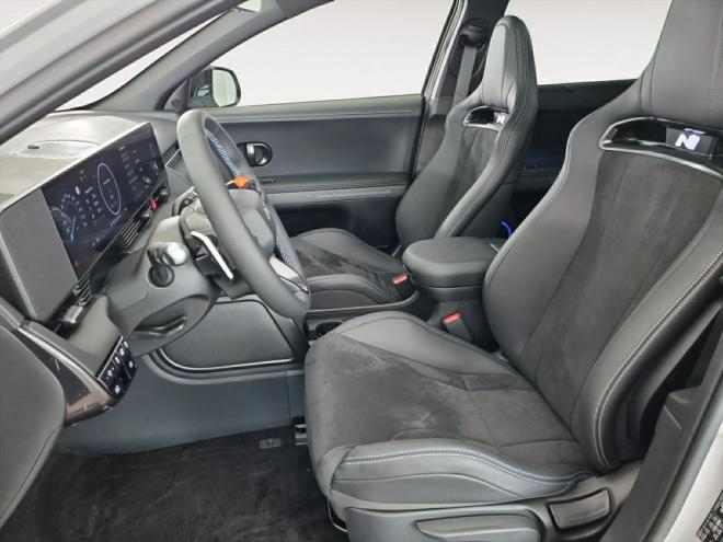 Car gallery image