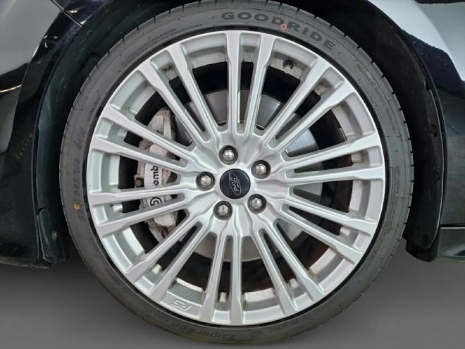 Car gallery image