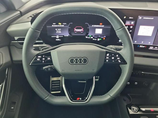Car gallery image