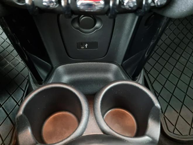 Car gallery image
