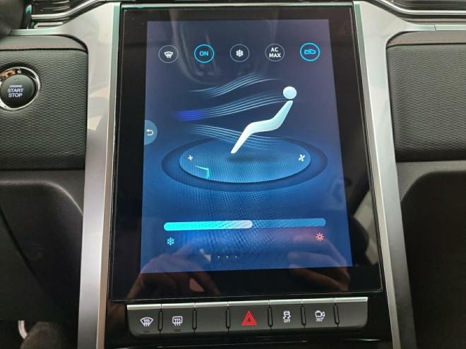 Car gallery image