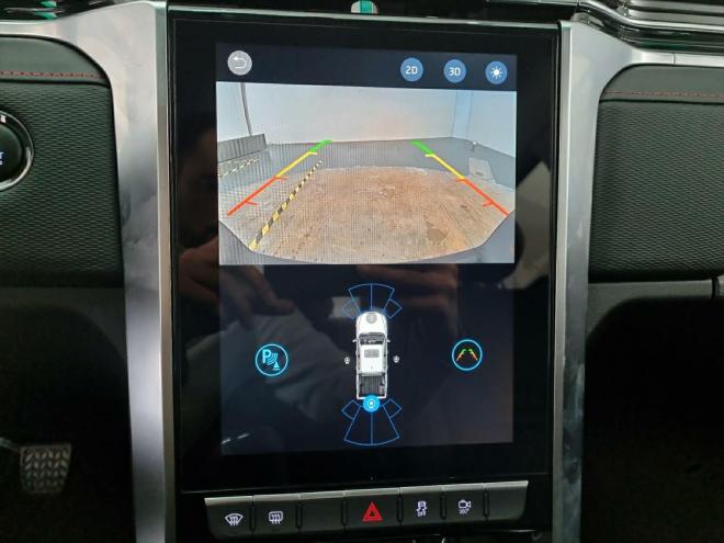 Car gallery image