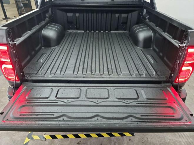 Car gallery image