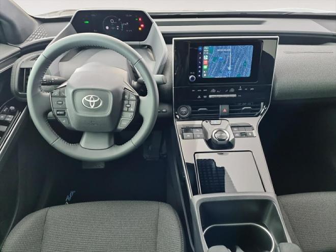 Car gallery image