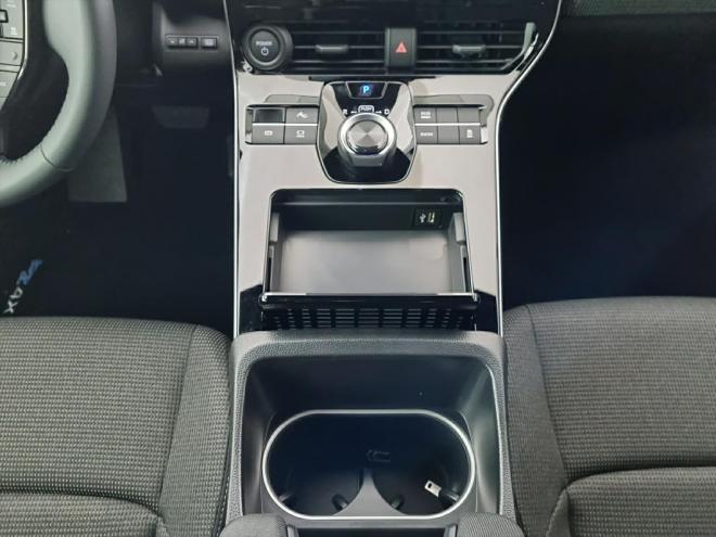 Car gallery image