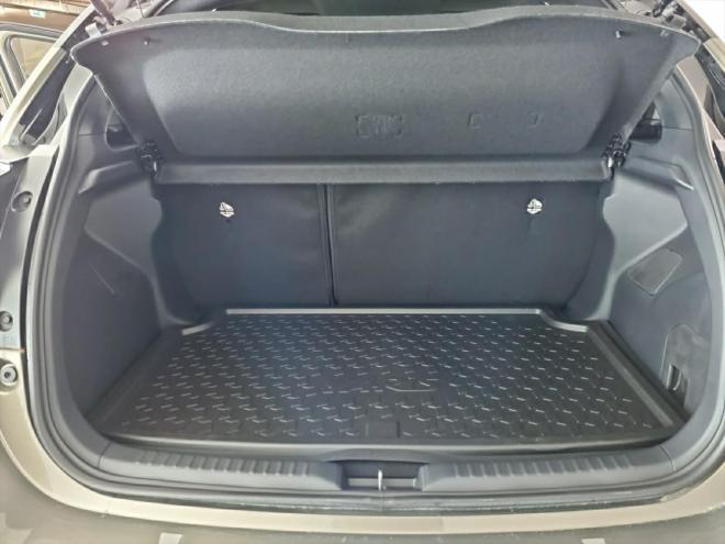 Car gallery image