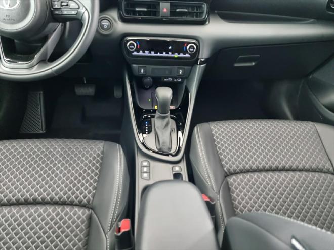 Car gallery image