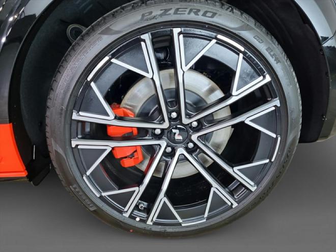 Car gallery image