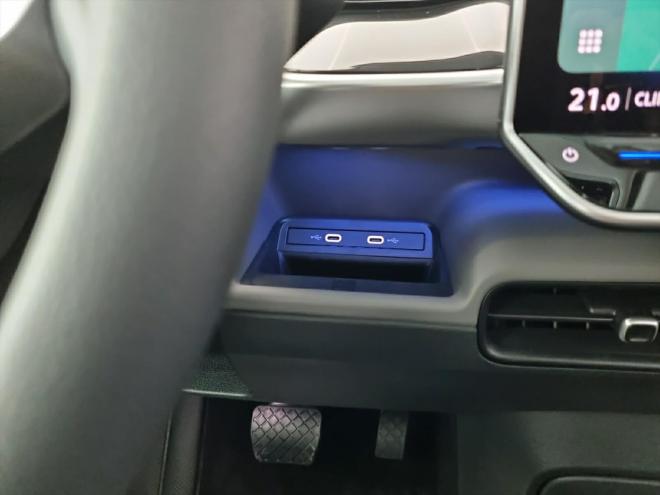 Car gallery image