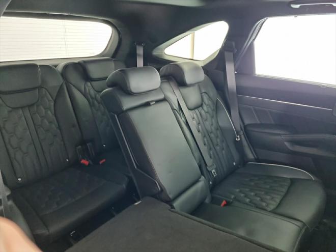 Car gallery image