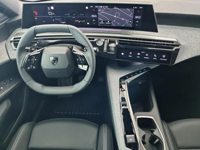 Car gallery image
