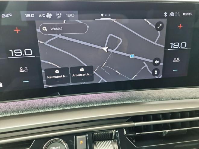 Car gallery image