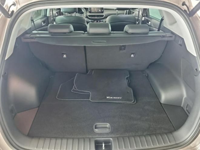 Car gallery image