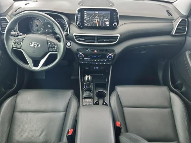 Car gallery image