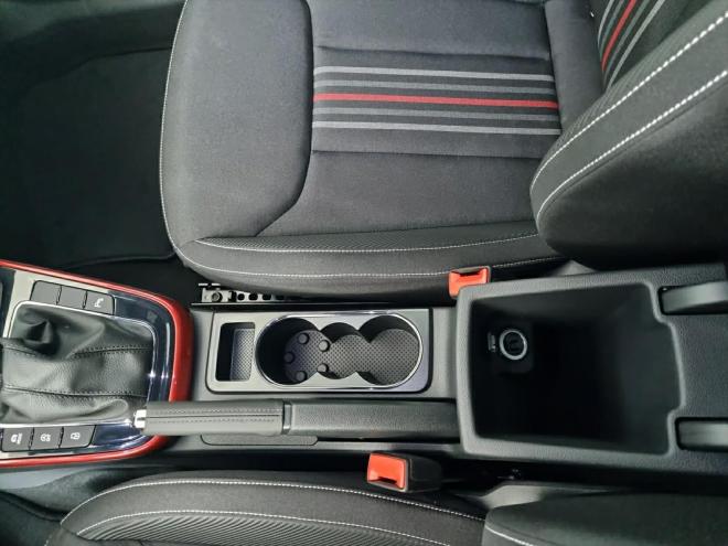Car gallery image