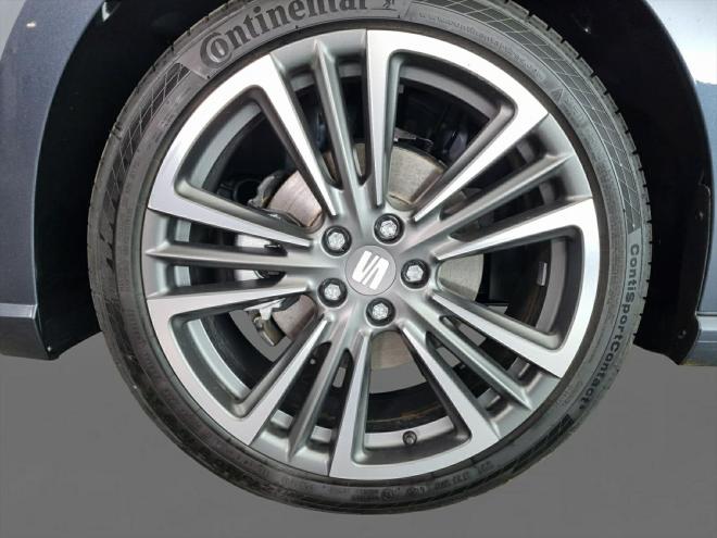 Car gallery image