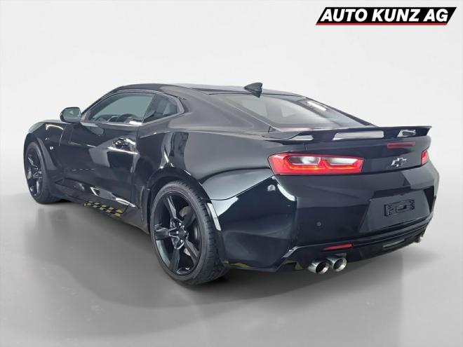 Car gallery image
