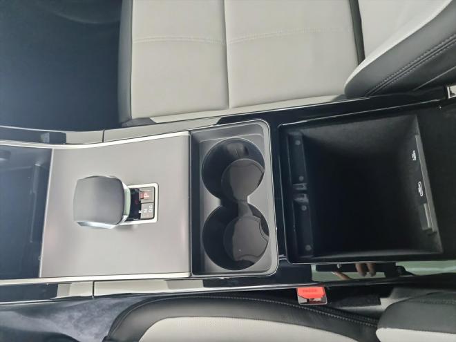 Car gallery image