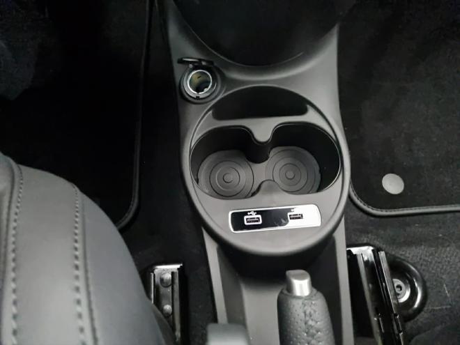 Car gallery image