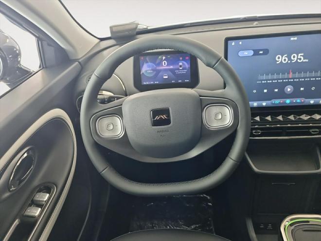 Car gallery image