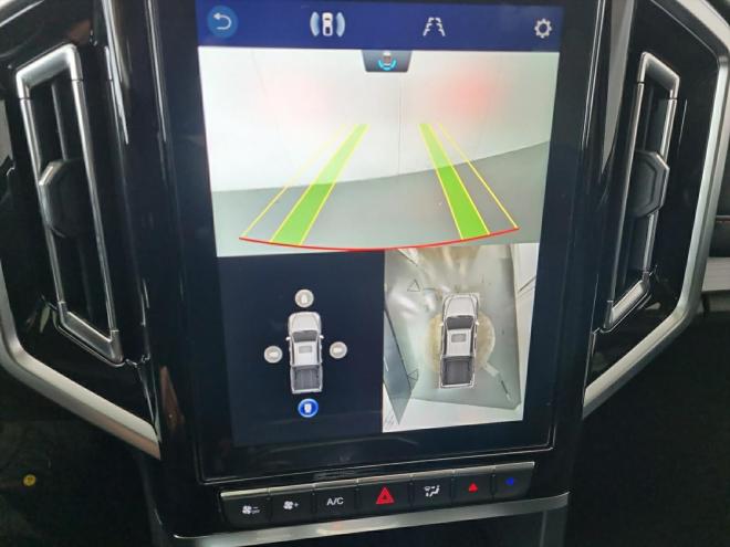 Car gallery image