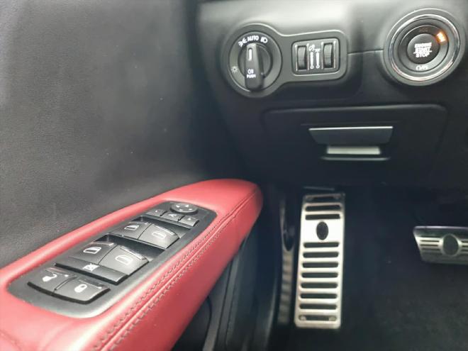Car gallery image