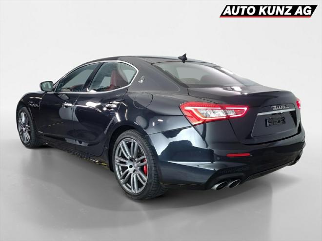 Car gallery image