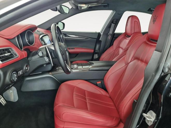 Car gallery image