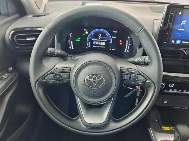 Car gallery image