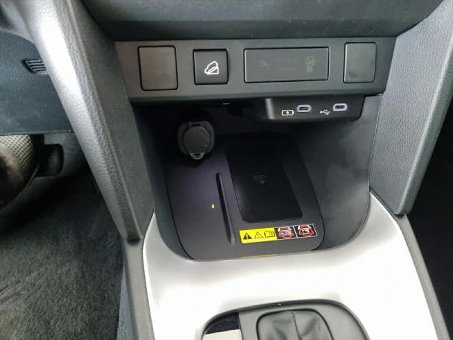 Car gallery image