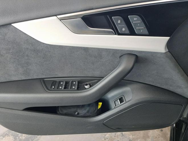 Car gallery image