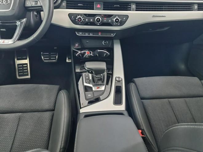 Car gallery image