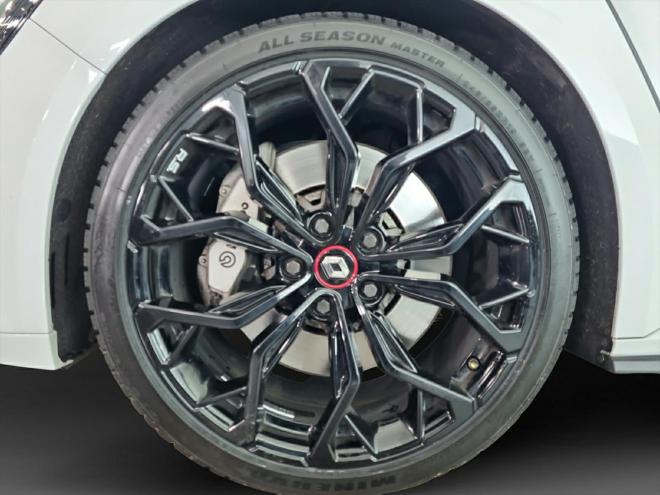 Car gallery image